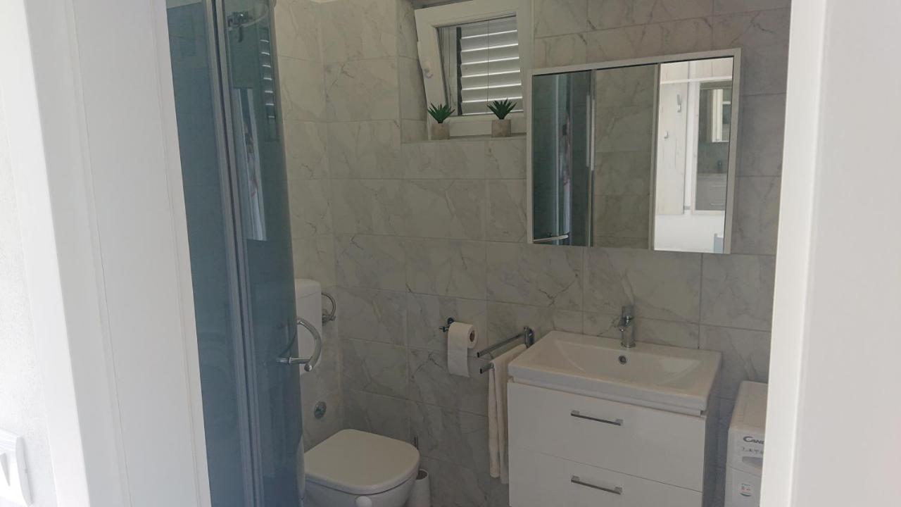 Apartment Amama Brodarica (Sibenik-Knin)